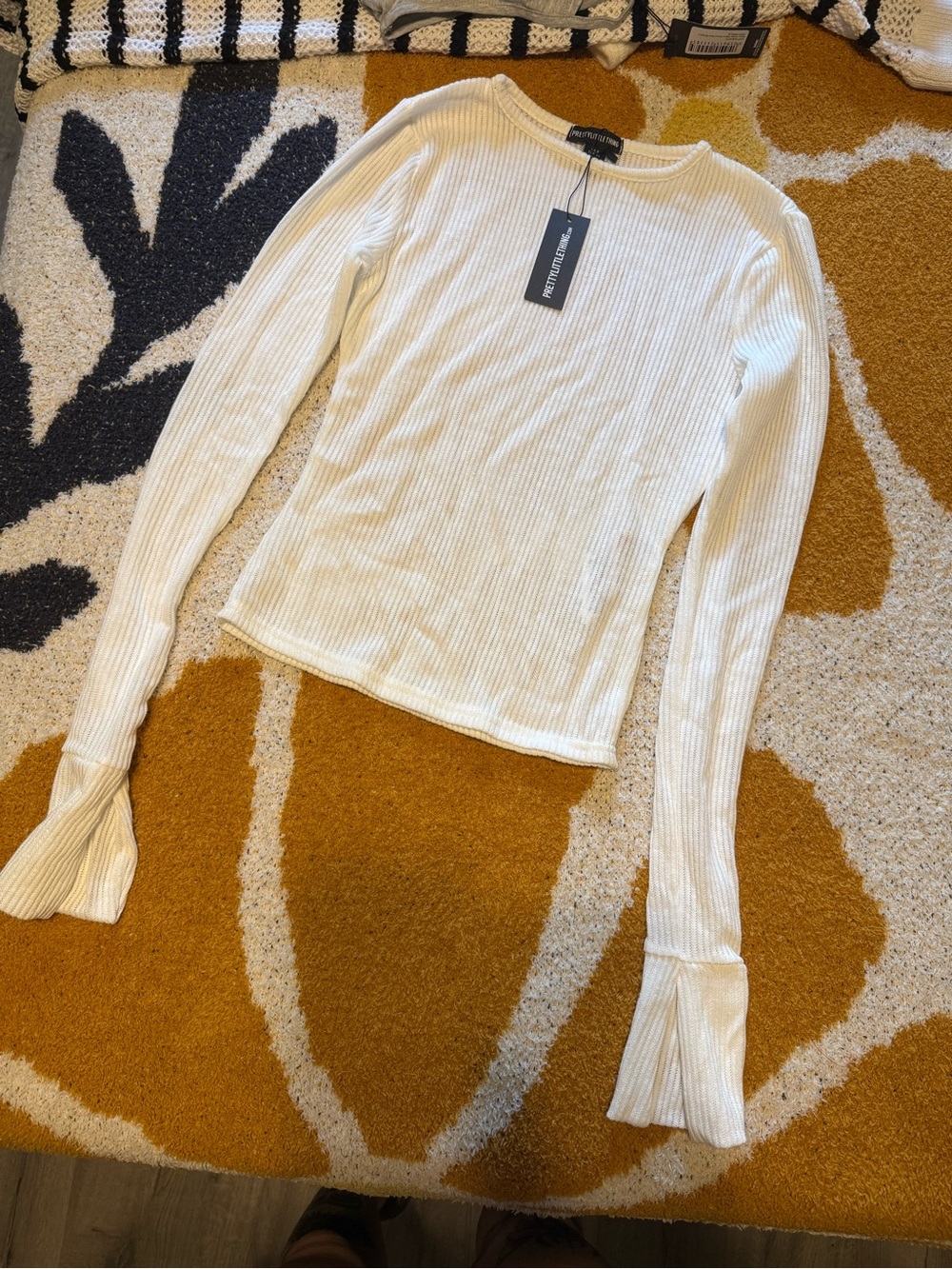 PrettyLittleThing White Ribbed Long-Sleeve Top with Flared Cuffs